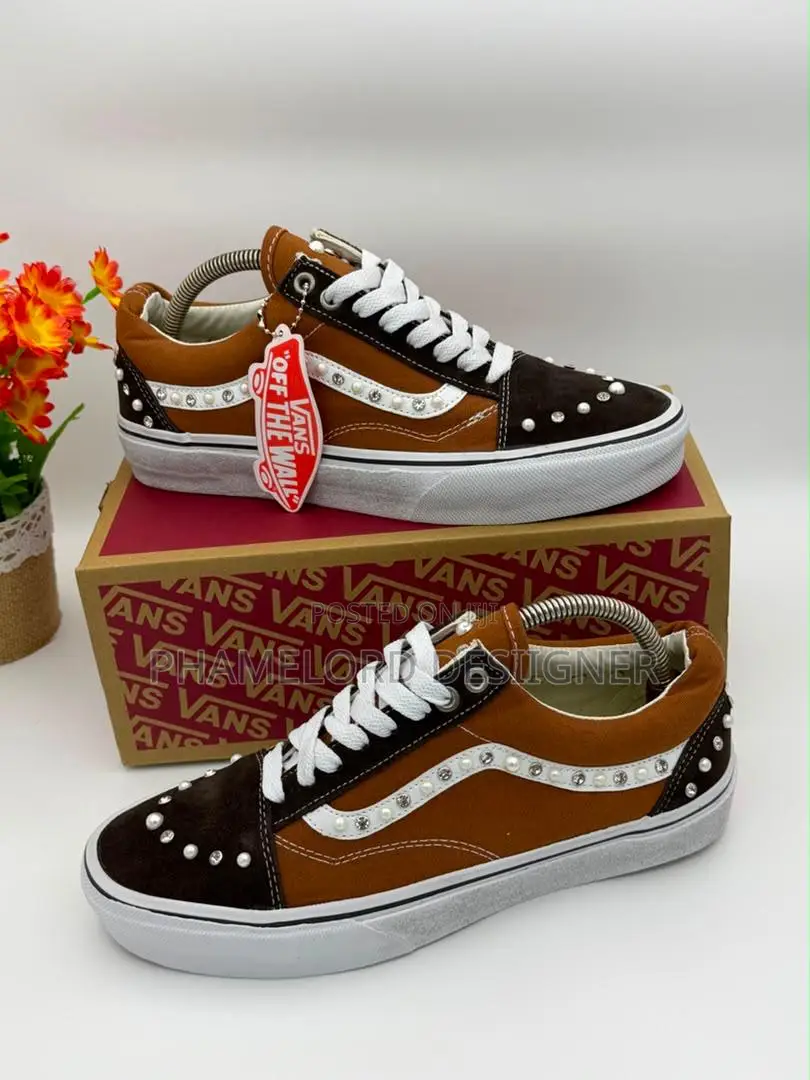 Sneakers Shop
