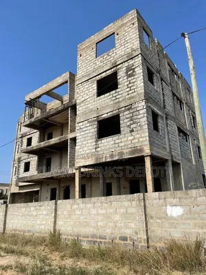 3bdrm Apartment in Oram Apartments, Ningo-Prampram for sale