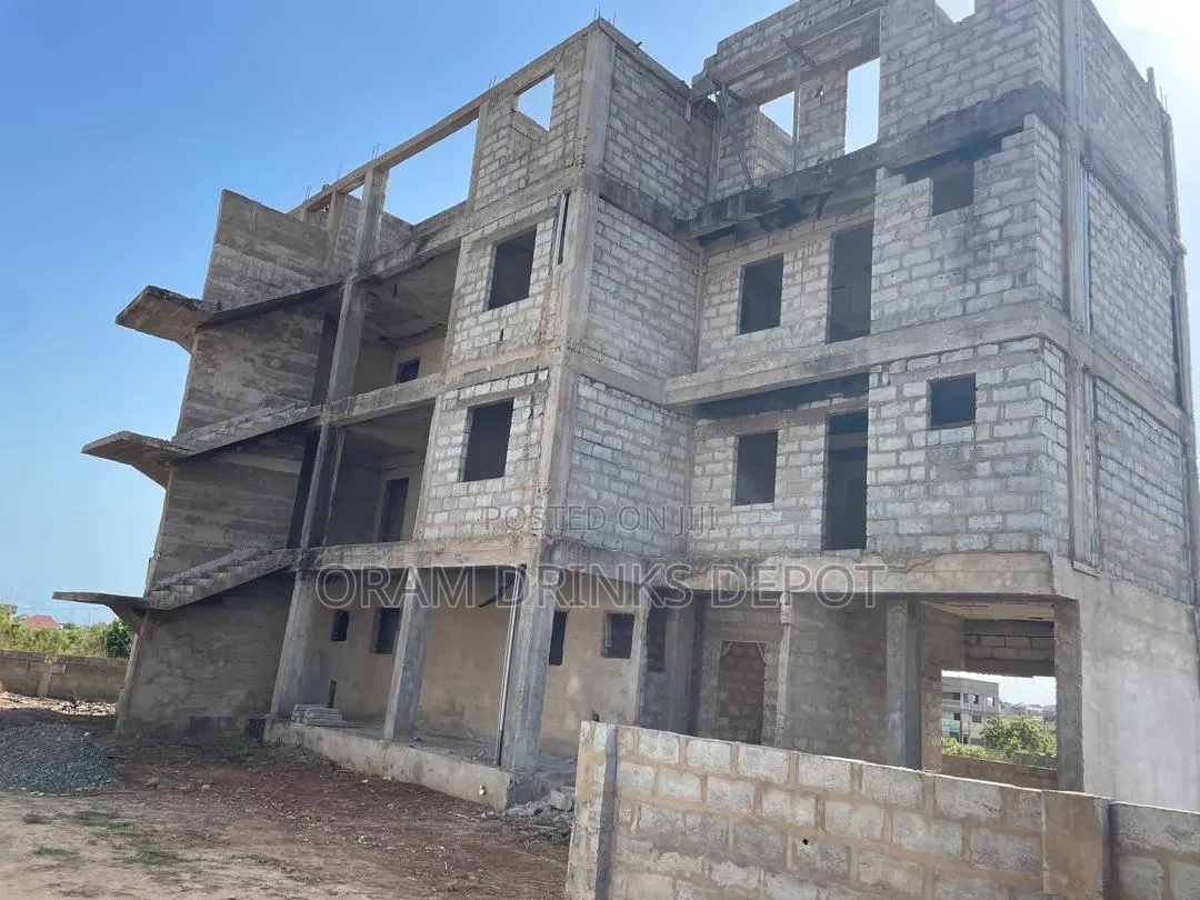 3bdrm Apartment in Oram Apartments, Ningo-Prampram for sale