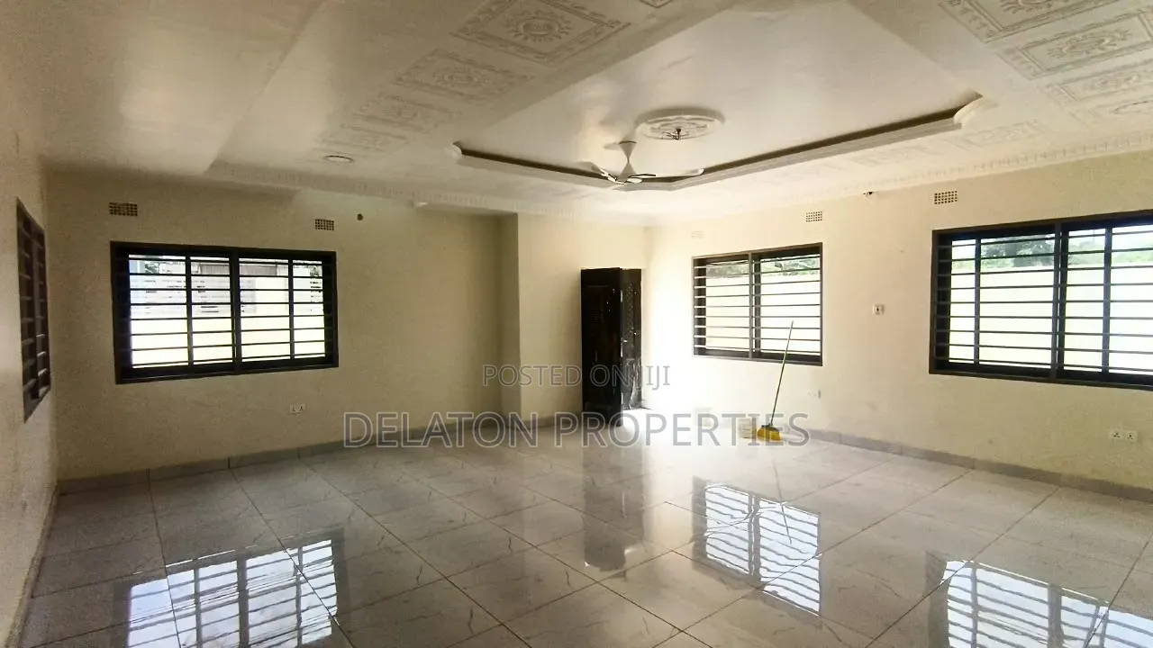 4bdrm House in Pentecost for rent