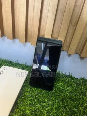 New Apple iPhone 11 Pro Max 256 GB White