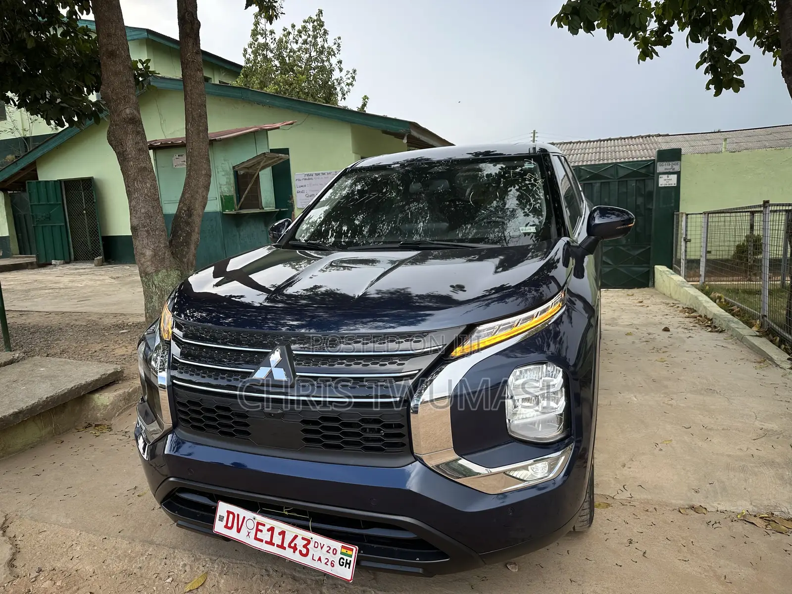 Mitsubishi Outlander 2023 Blue