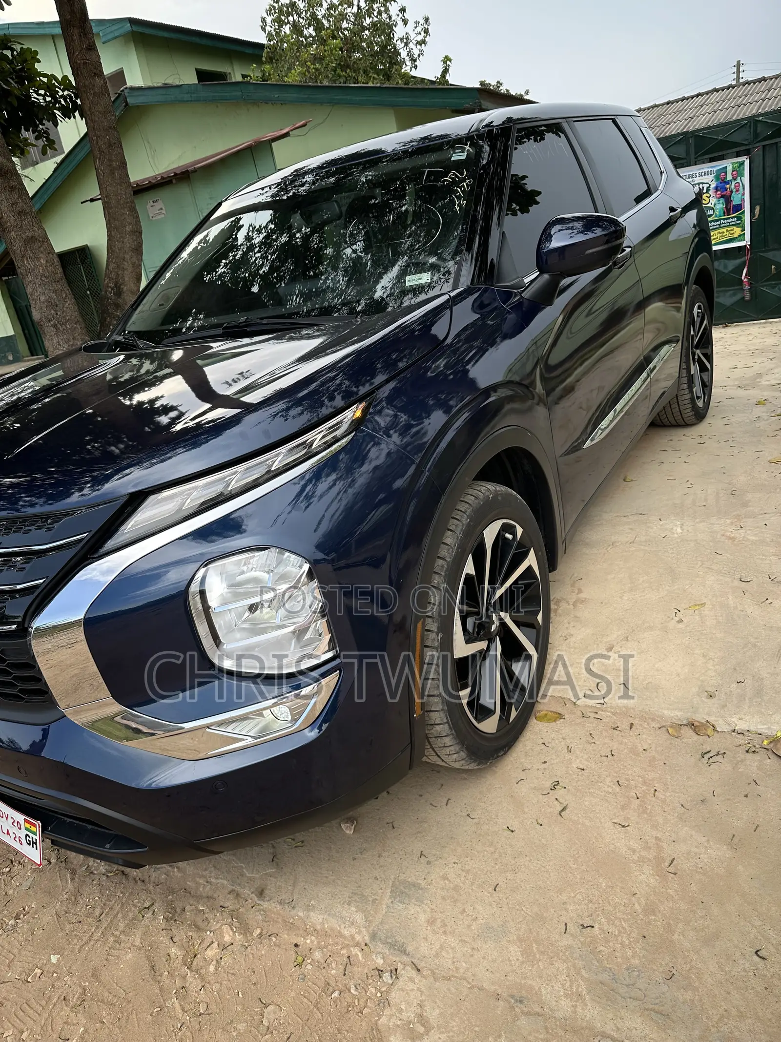 Mitsubishi Outlander 2023 Blue