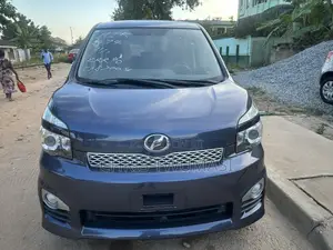 Toyota Voxy 2013 Blue