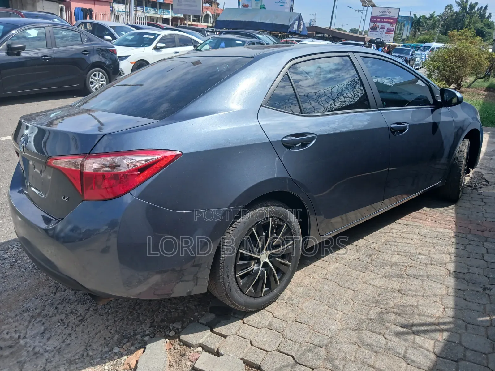 Toyota Corolla LE 4dr Sedan (1.8L 4cyl CVT) 2017 Gray
