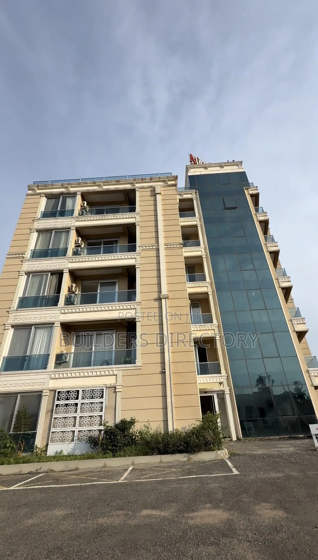 Furnished 3bdrm Apartment in 3 Bedroom Fully, Baatsona Total for sale