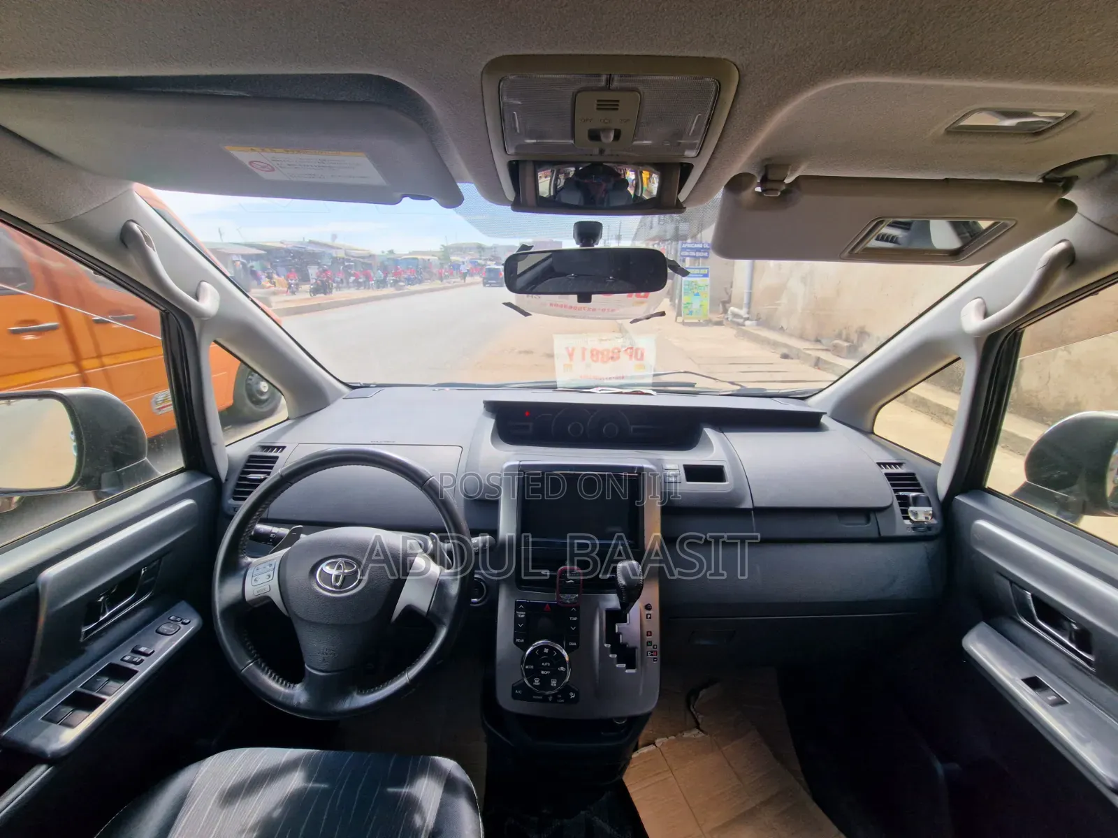 Toyota Voxy ZS G's 2WD 8-Seater 2013 Black