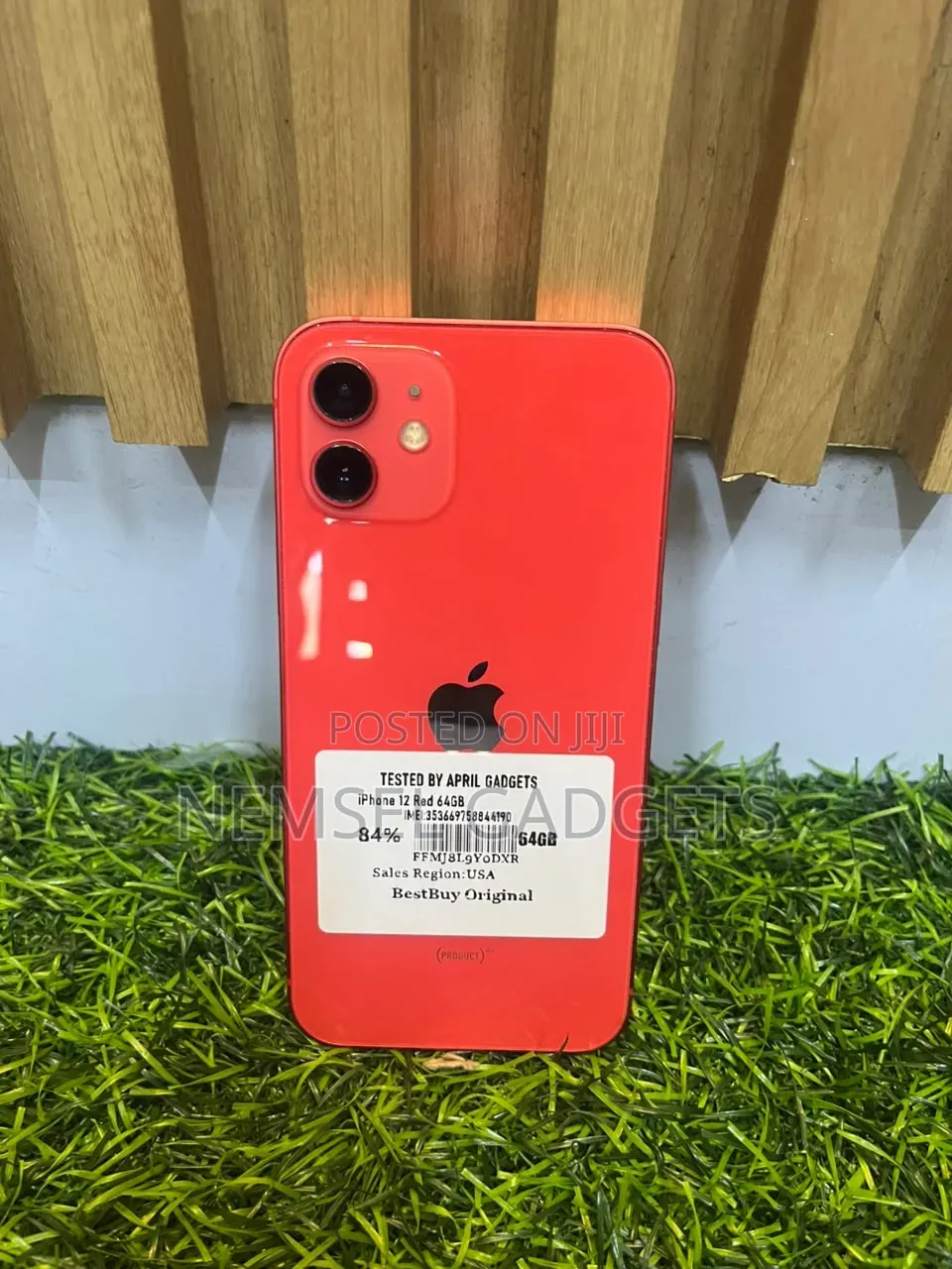 New Apple iPhone 12 64 GB Red