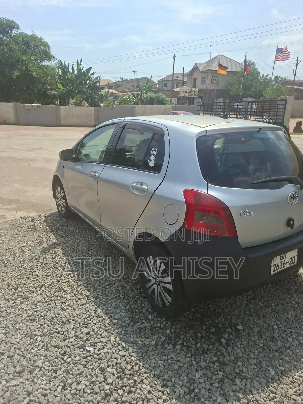 Toyota Vitz 1.3 AWD 3dr 2010 Silver