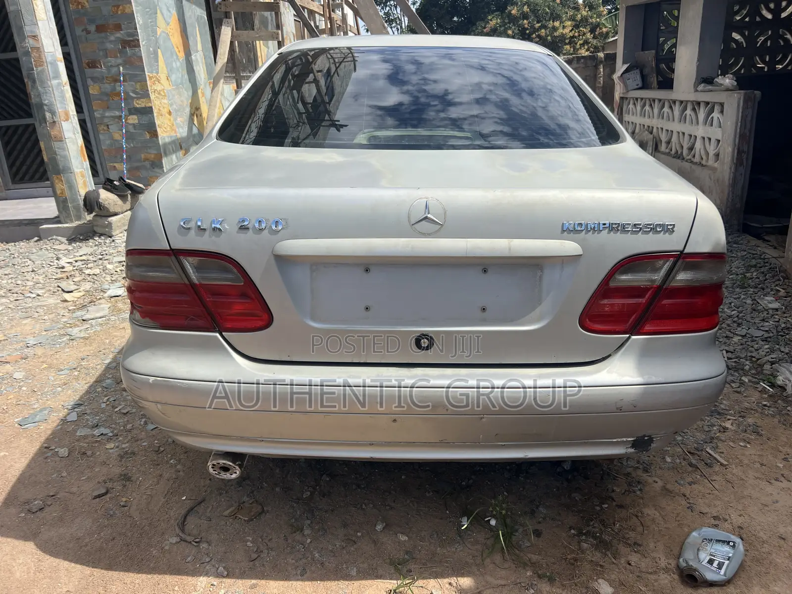 Mercedes-Benz CLK 2000 Silver
