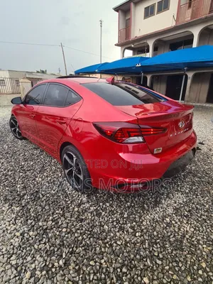 Hyundai Elantra Value Edition 2020 Red