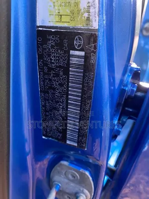 Scion xD Base 2011 Blue