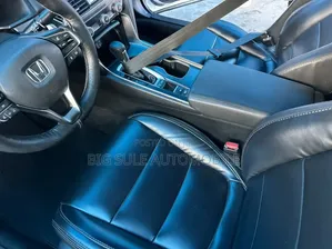 Honda Accord Sport 2018 White