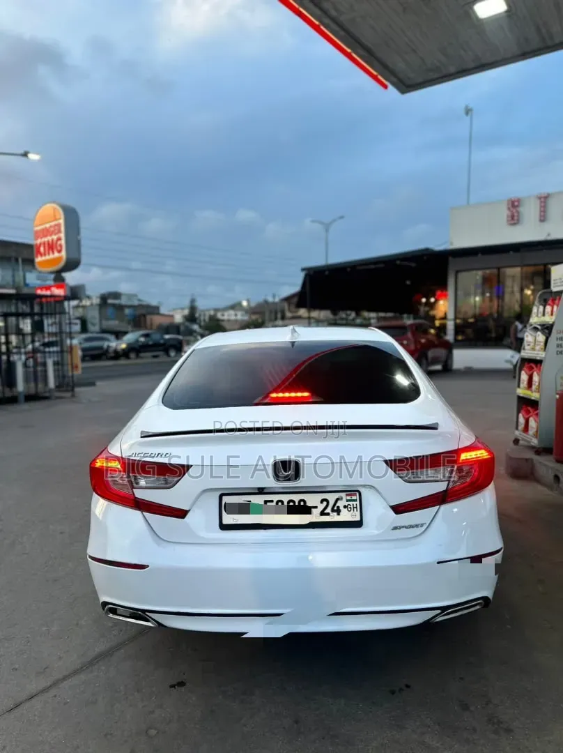 Honda Accord Sport 2018 White