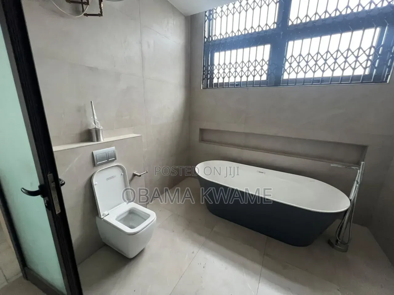 4bdrm House in Laryea Homes, Labone Junction for sale