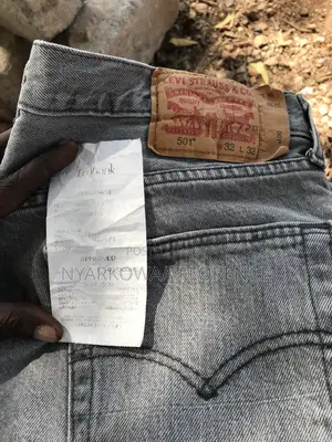 Original LEVIS Jeans! Straight Fit!