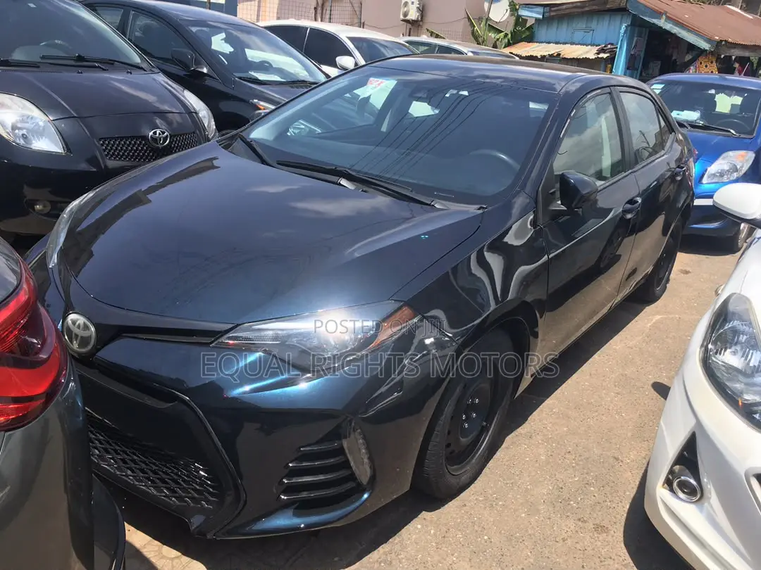 Toyota Corolla 2018 Blue