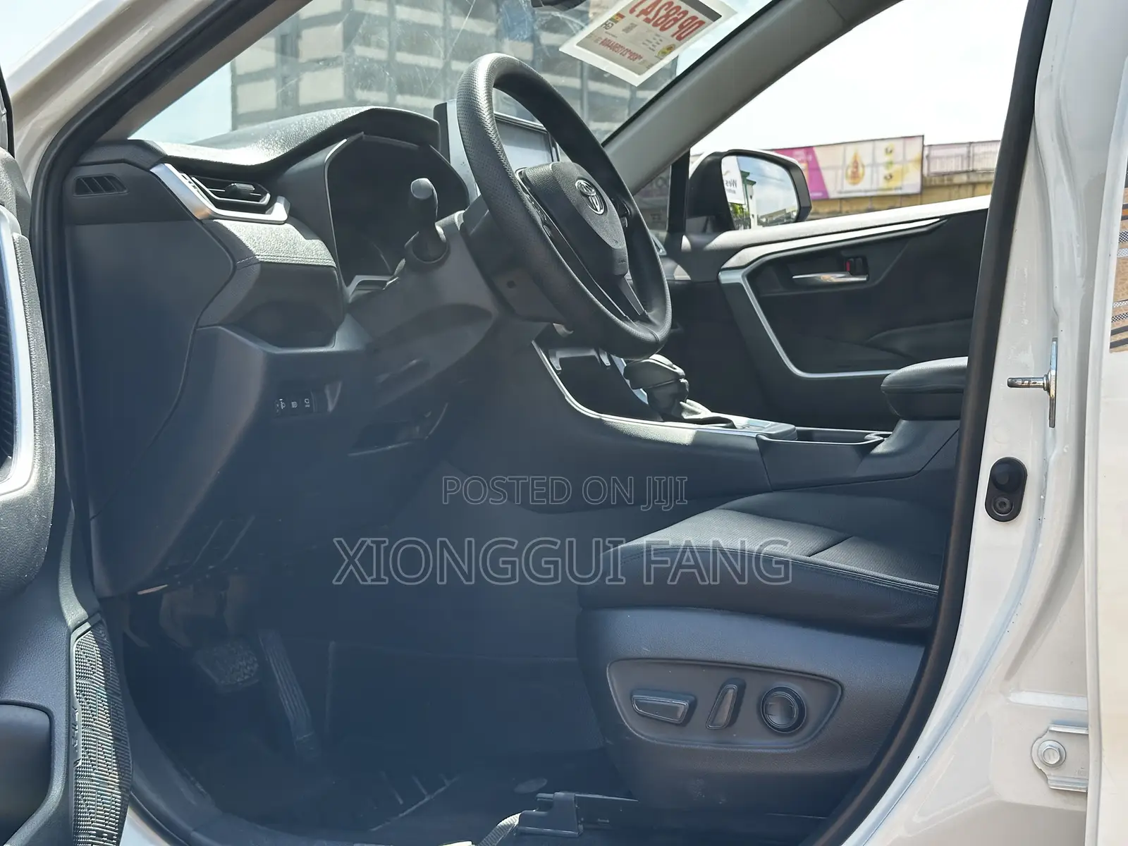 Toyota RAV4 2020 White