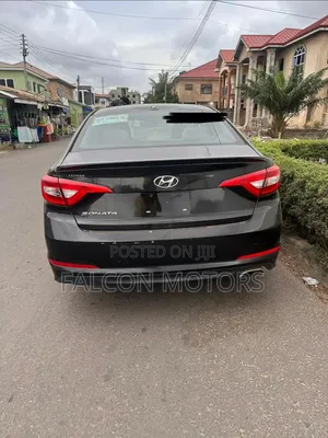 Hyundai Sonata SE 2016 Black