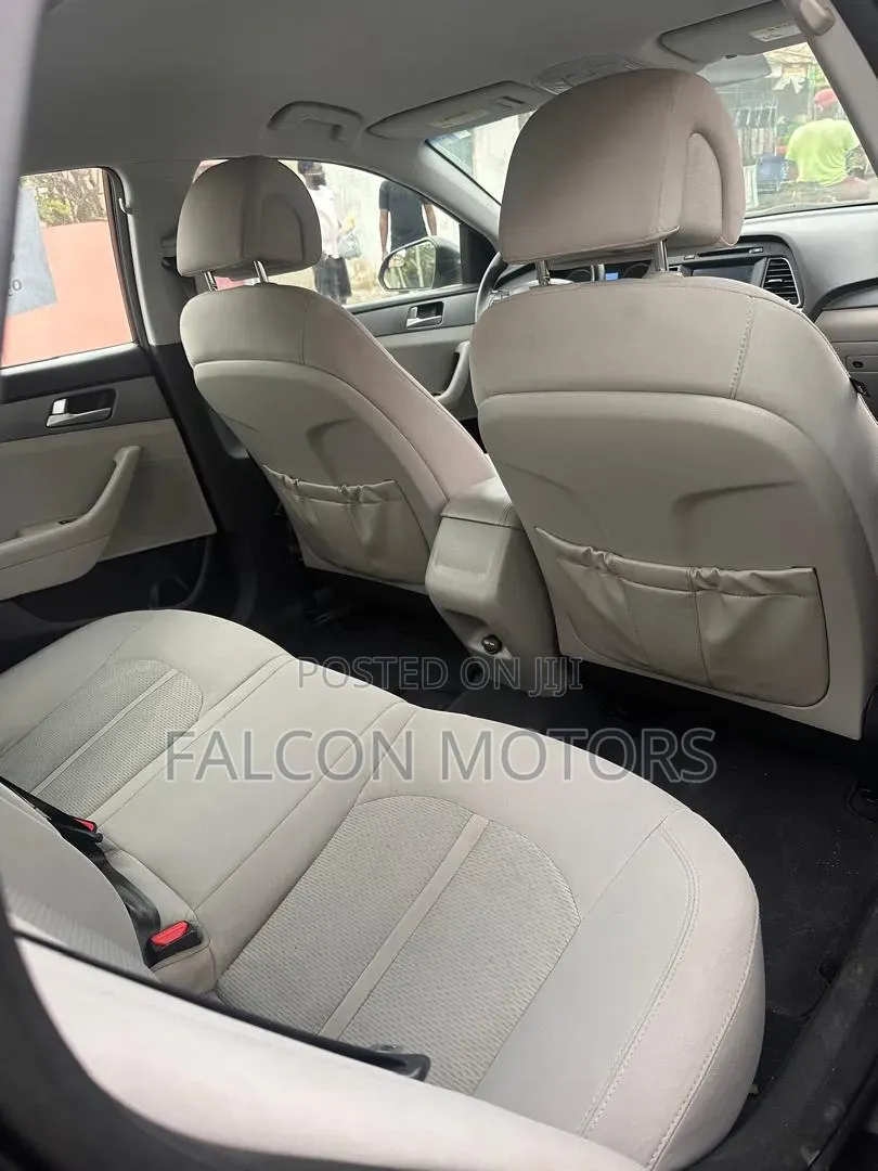 Hyundai Sonata SE 2016 Black