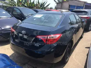 Toyota Corolla 2018 Blue