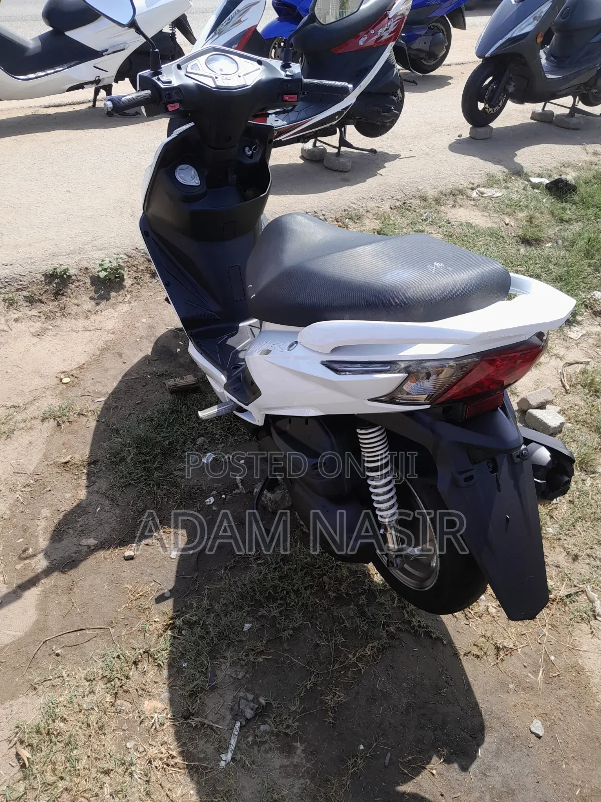 SYM Symnh 2019 White
