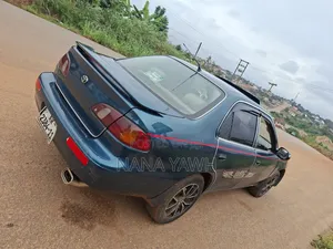 Toyota Corolla 2002 Green