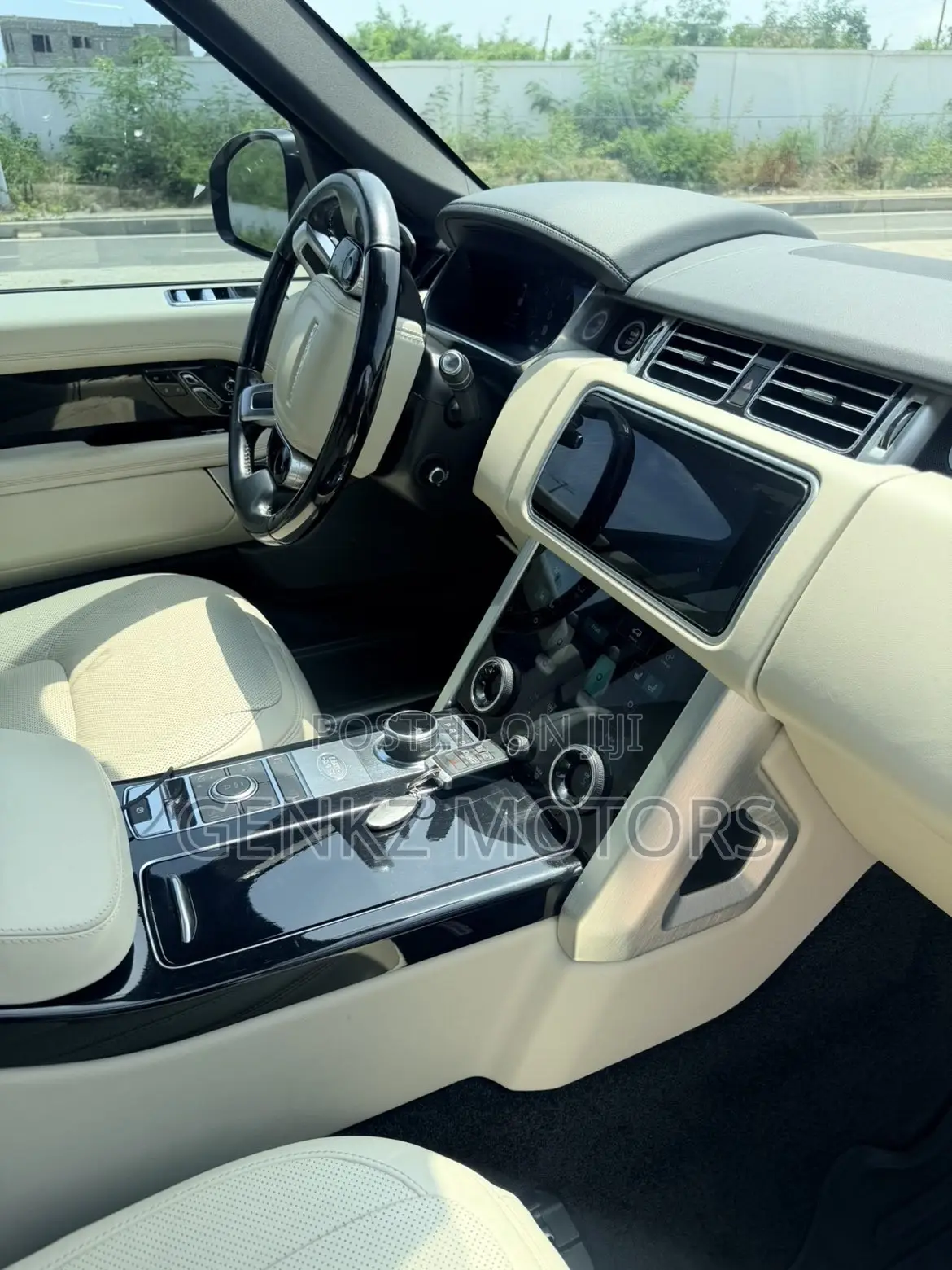 Land Rover Range Rover Vogue 2021 Gray