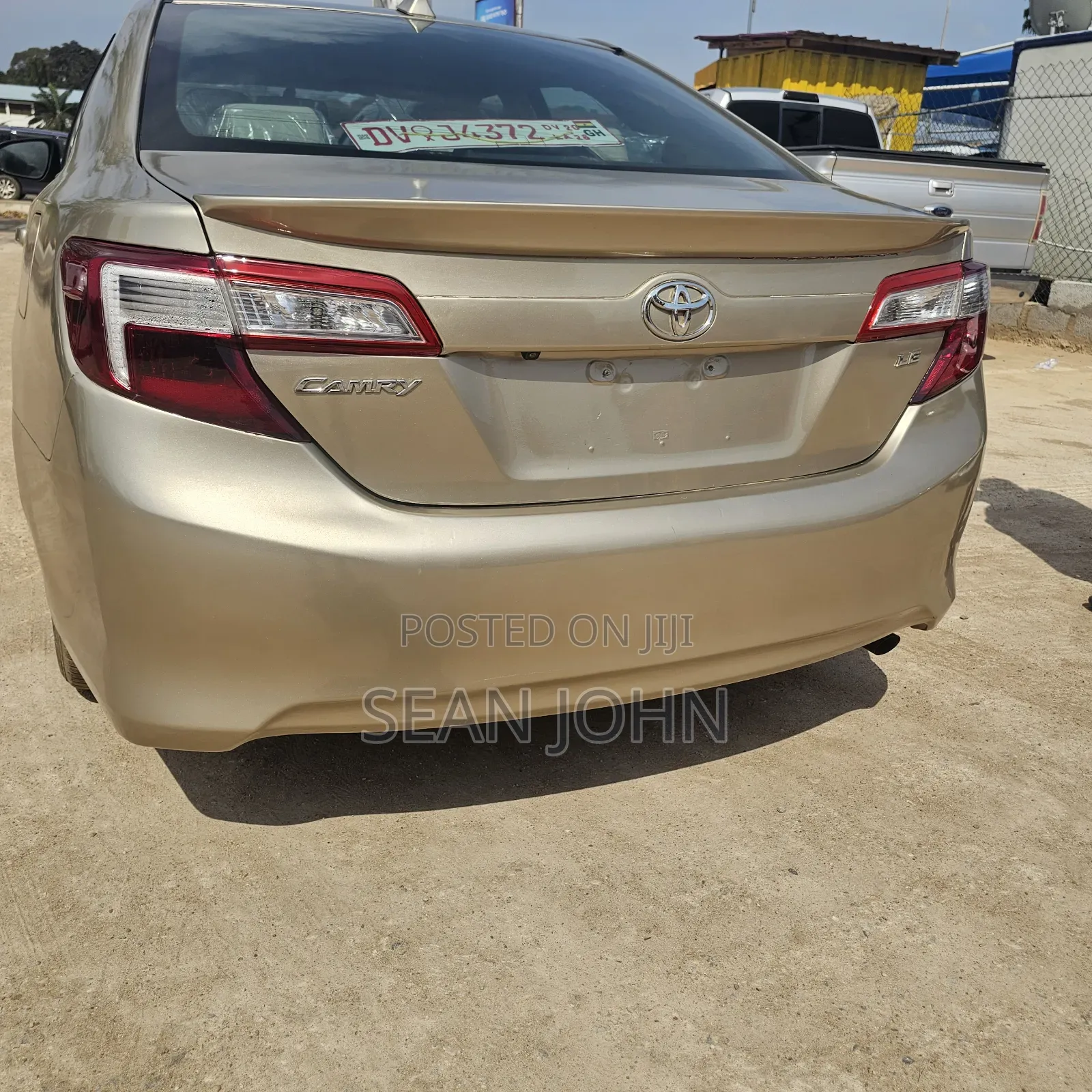 Toyota Camry LE 4dr Sedan (2.5L 4cyl 6A) 2014 Brown
