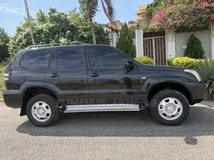 Toyota Land Cruiser Prado 2.7 i 2012 Black