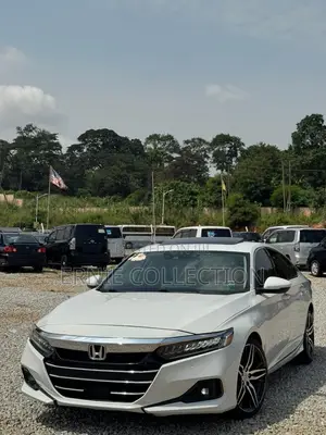 Honda Accord Touring 2.0T 2021 White