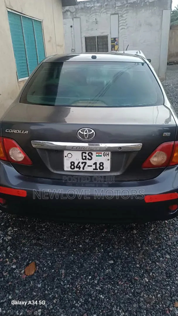 Toyota Corolla LE 4dr Sedan (1.8L 4cyl 4A) 2011 Black