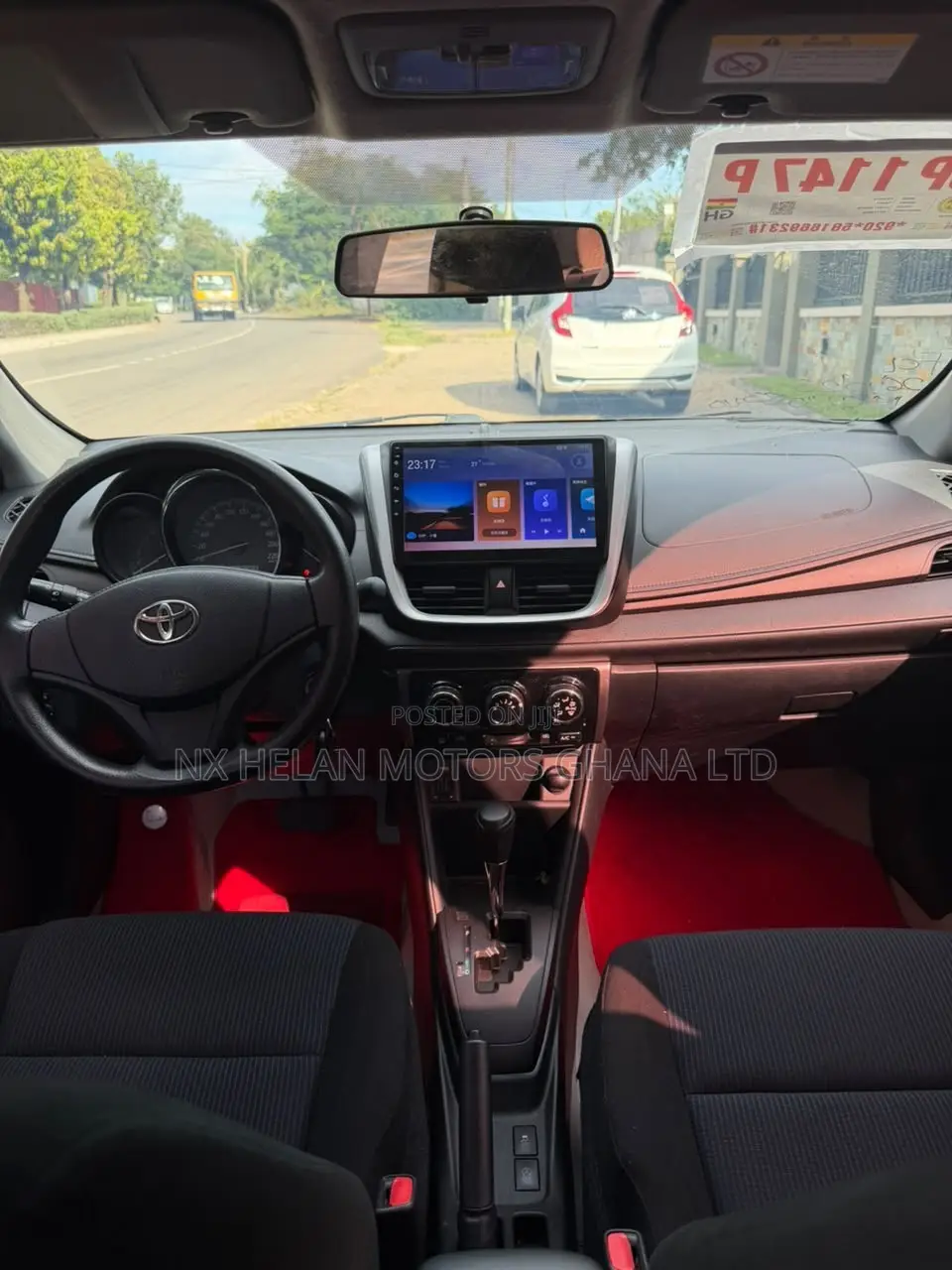 Toyota Yaris 2017 White