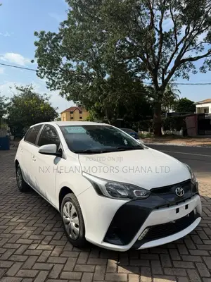 Toyota Yaris 2017 White