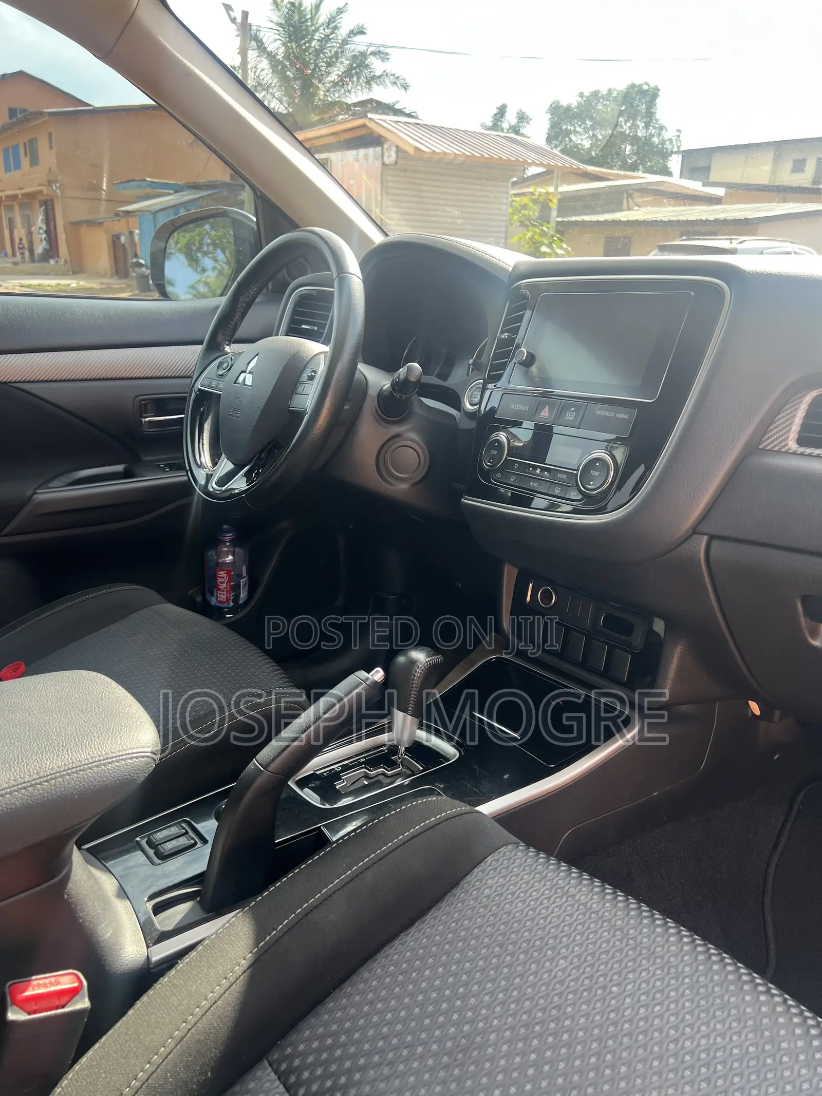 Mitsubishi Outlander SE FWD 2018 White