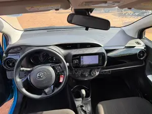 Toyota Vitz 1.3 AWD 5dr 2017 Blue