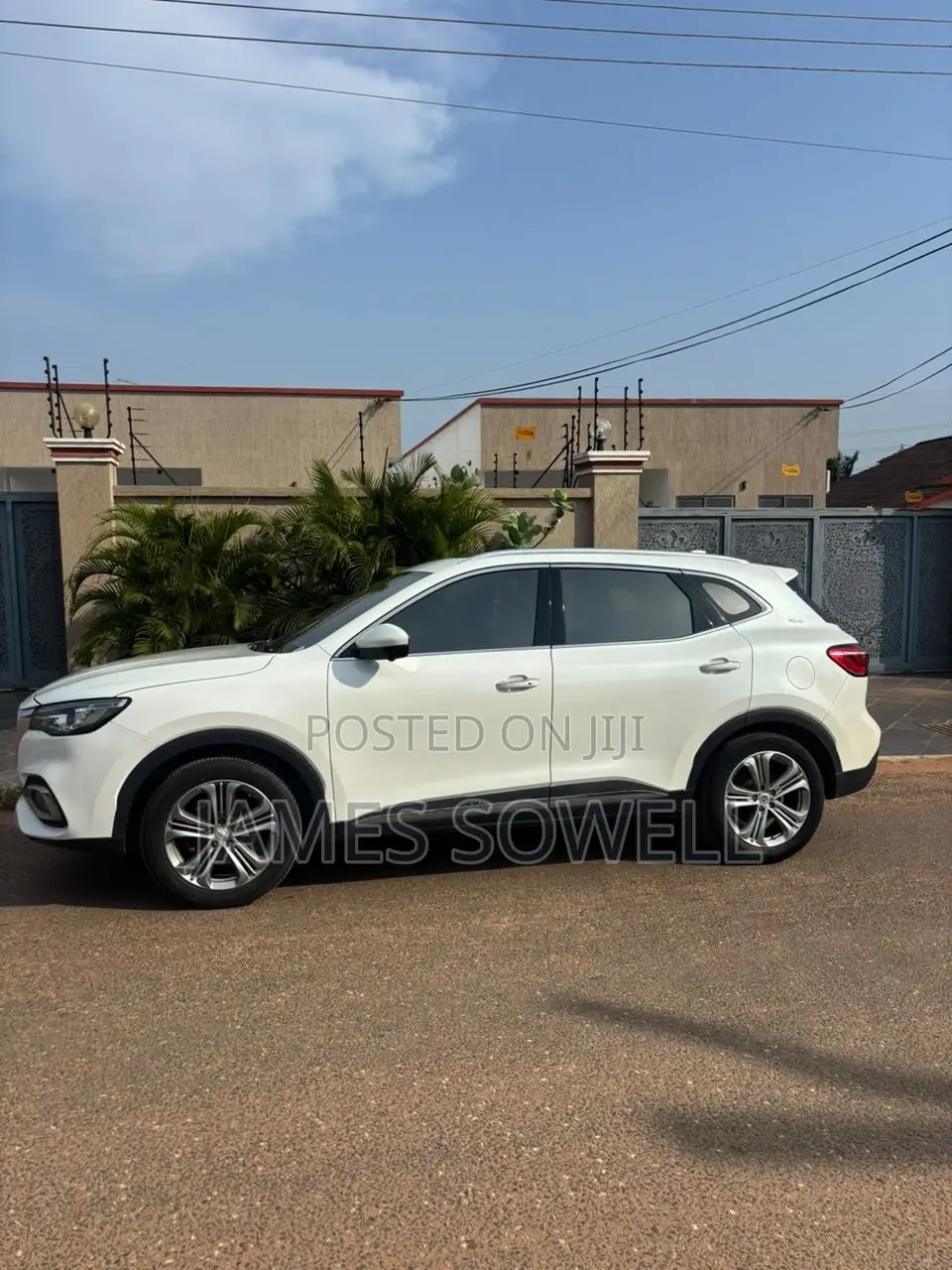 MG HS 2019 White