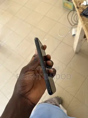Apple iPhone XR 64 GB Black