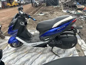 Yamaha Majesty 2026 Purple