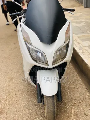Honda Forza 2012 White