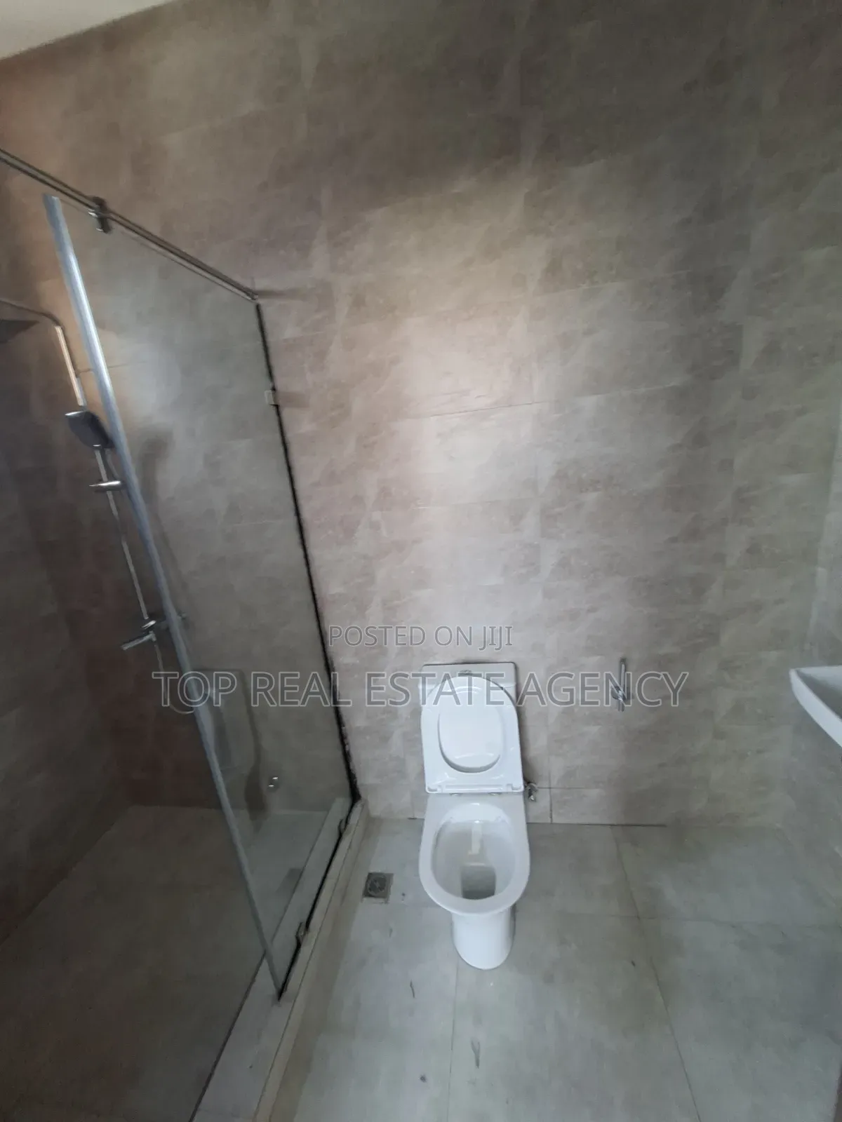2bdrm Apartment in North Legon for rent