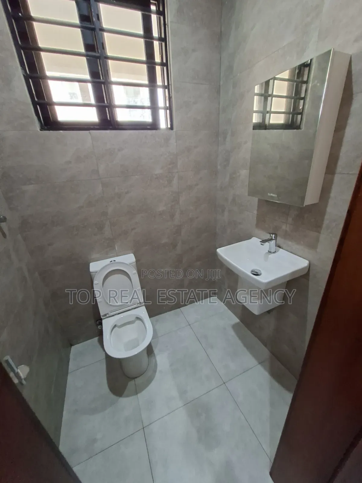 2bdrm Apartment in North Legon for rent