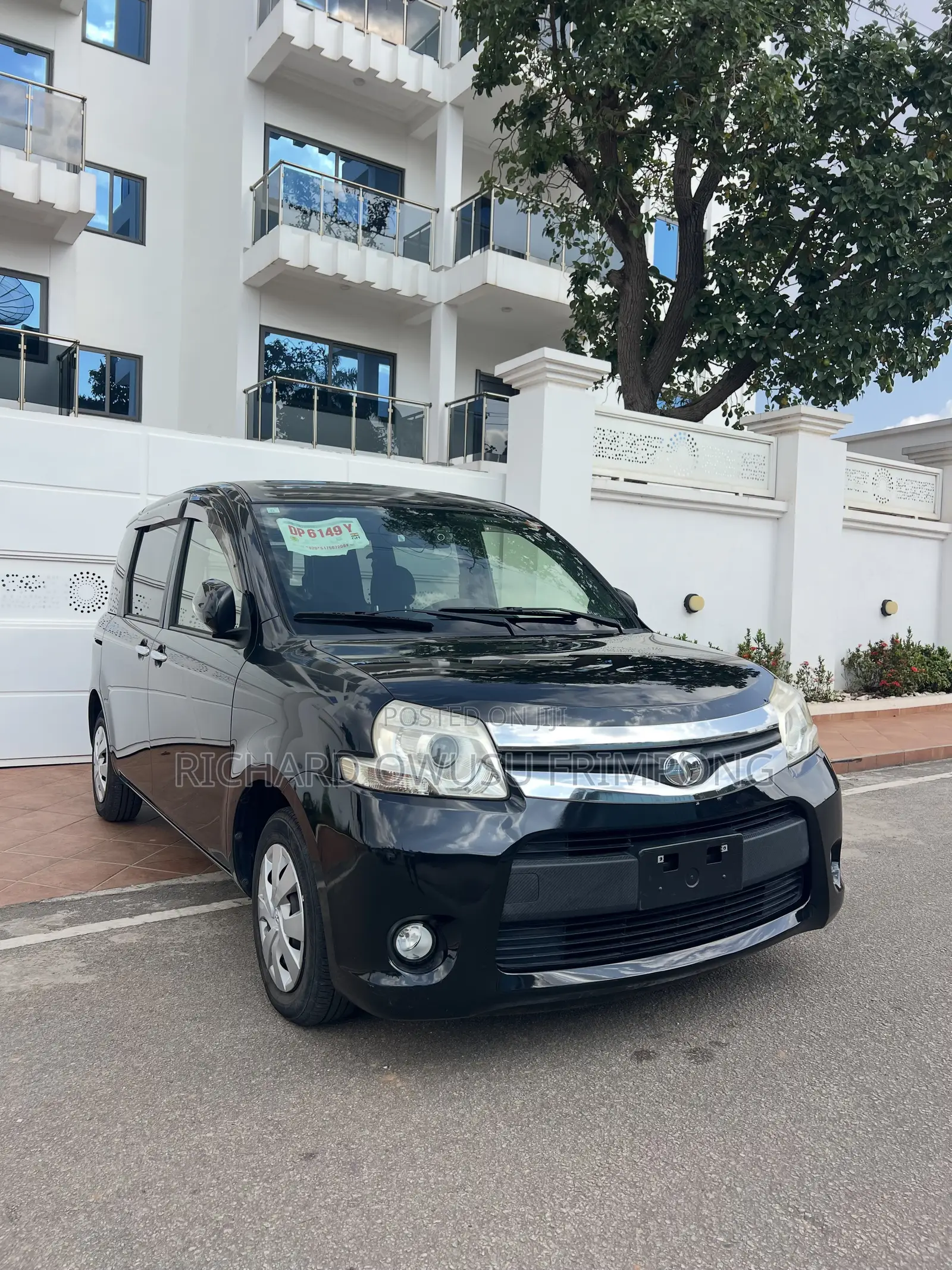 Toyota Sienta 2015 Black