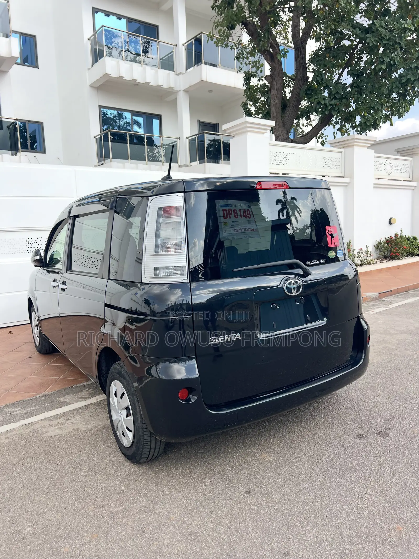 Toyota Sienta 2015 Black