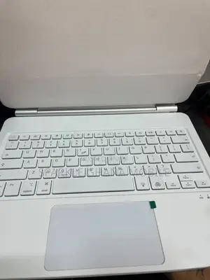 iPad Pro 13 Keyboard Case