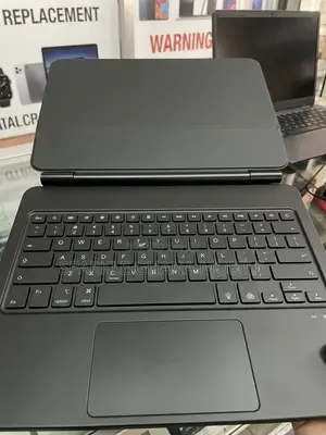 iPad Pro 13 Keyboard Case
