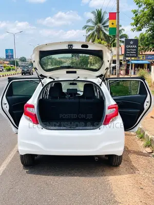 Toyota Vitz 1.3 AWD 3dr 2015 White