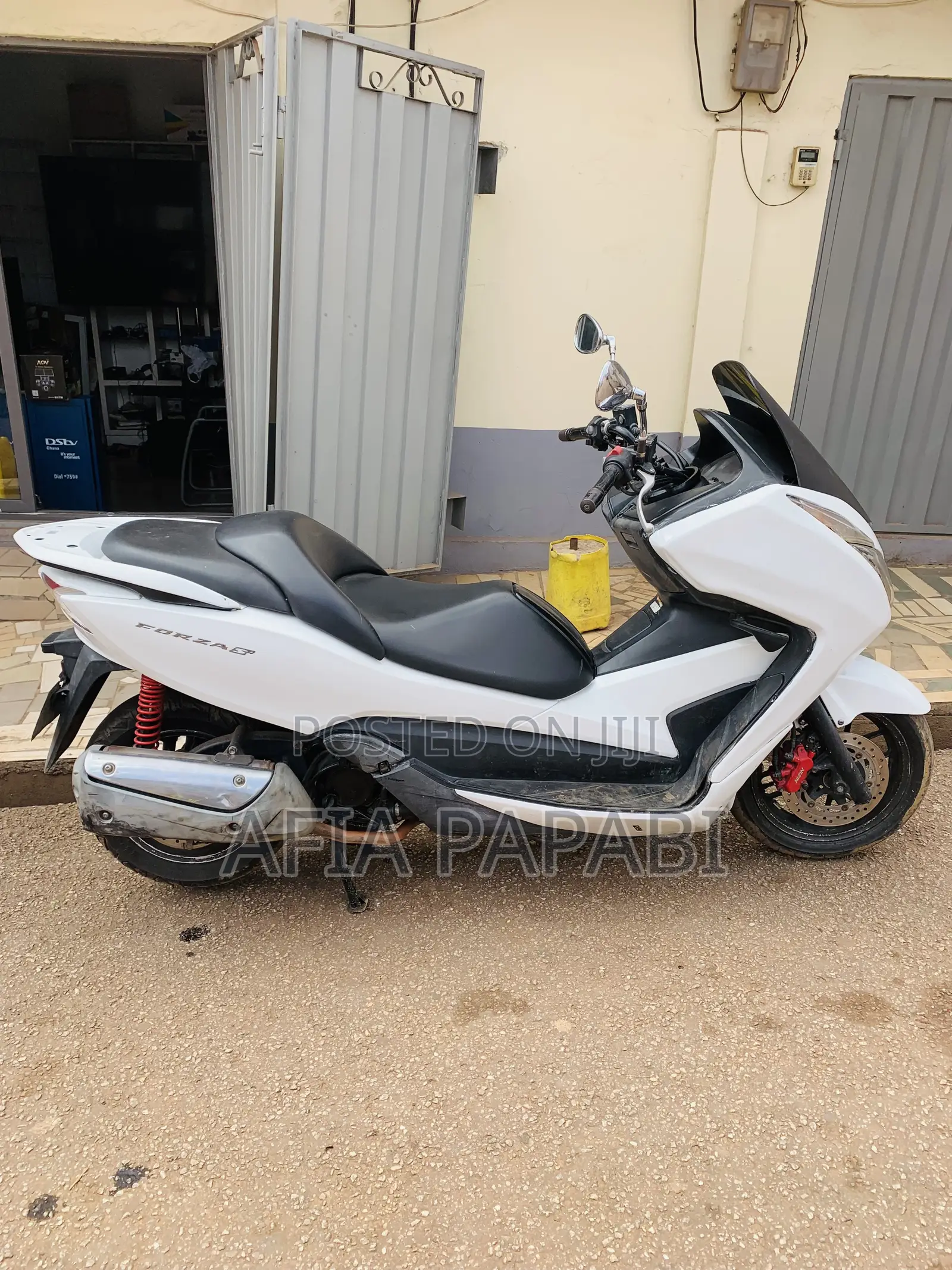 Honda Forza 2012 White