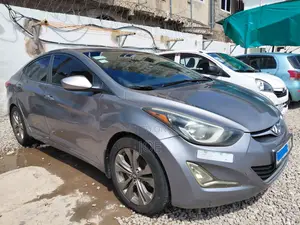 Hyundai Elantra SE 4dr Sedan (1.8L 4cyl 6A) 2015 Gray