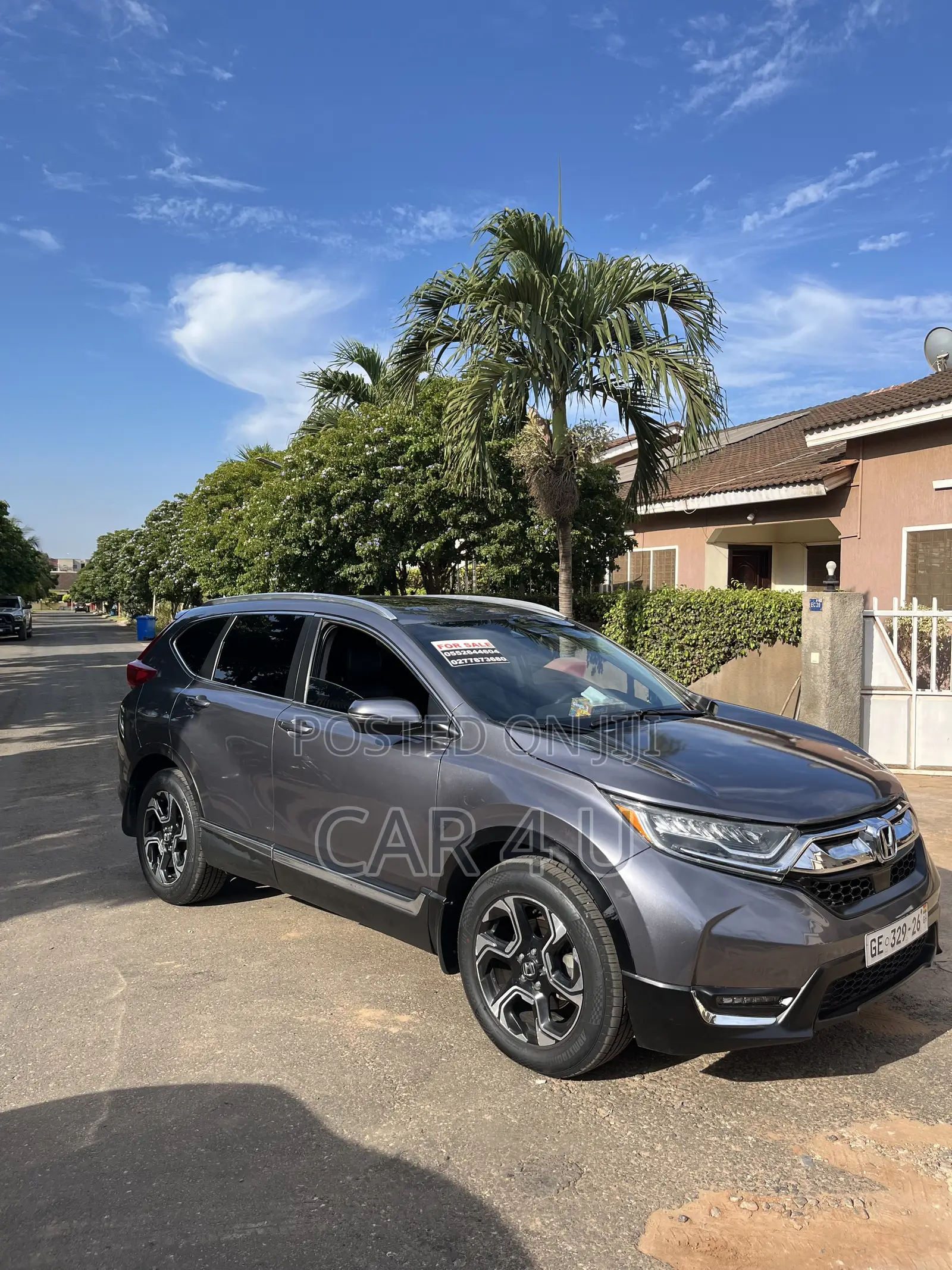 Honda CR-V Touring AWD 2019 Gray